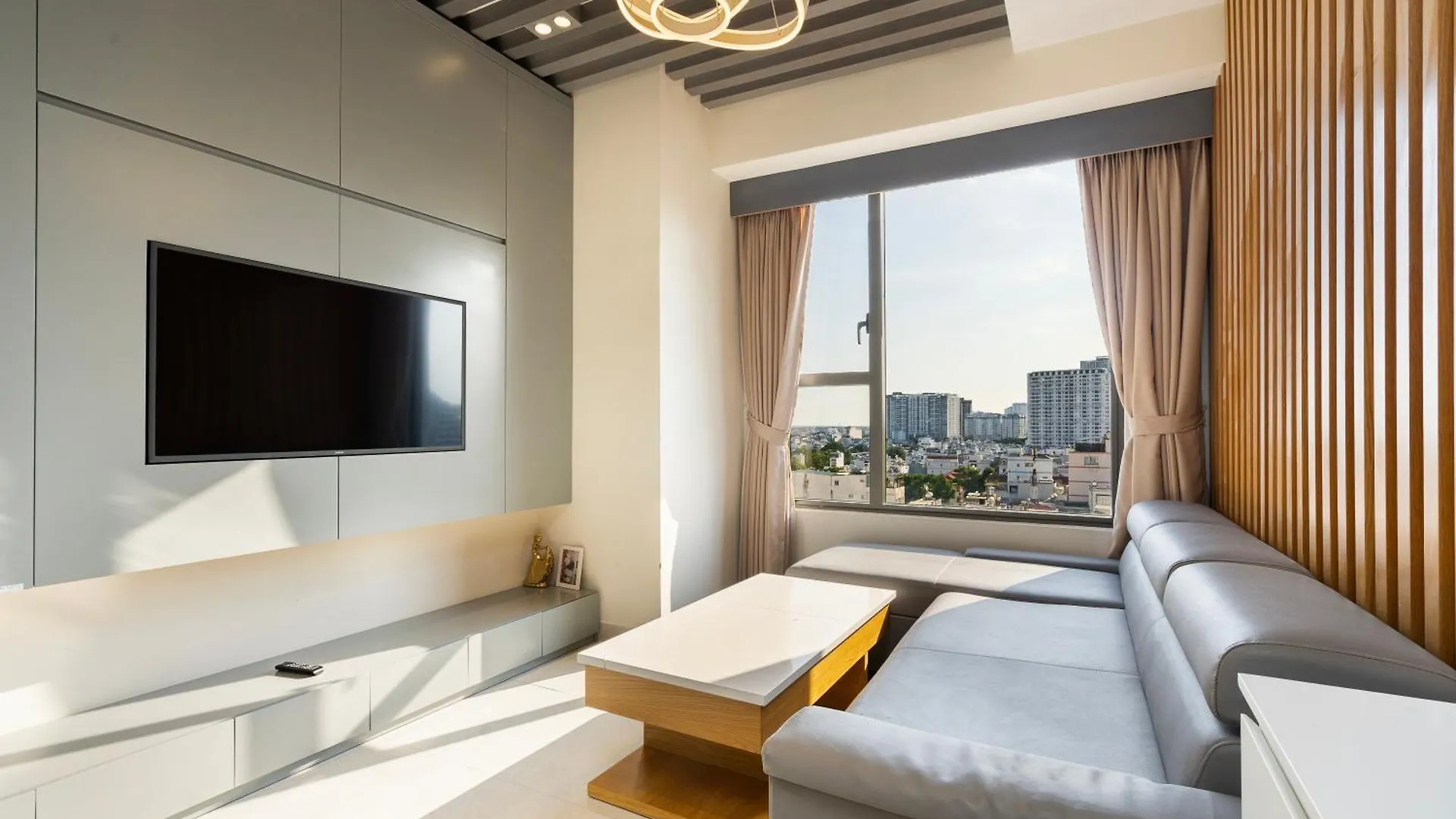 Stay With Me Saigon Apartment - Rivergate Residence Хошимин Вьетнам