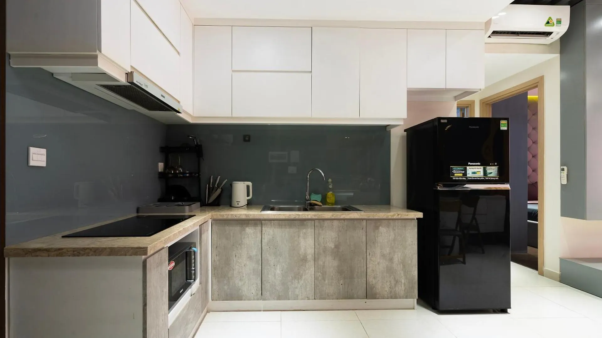 Stay With Me Saigon Apartment - Rivergate Residence Хошимин