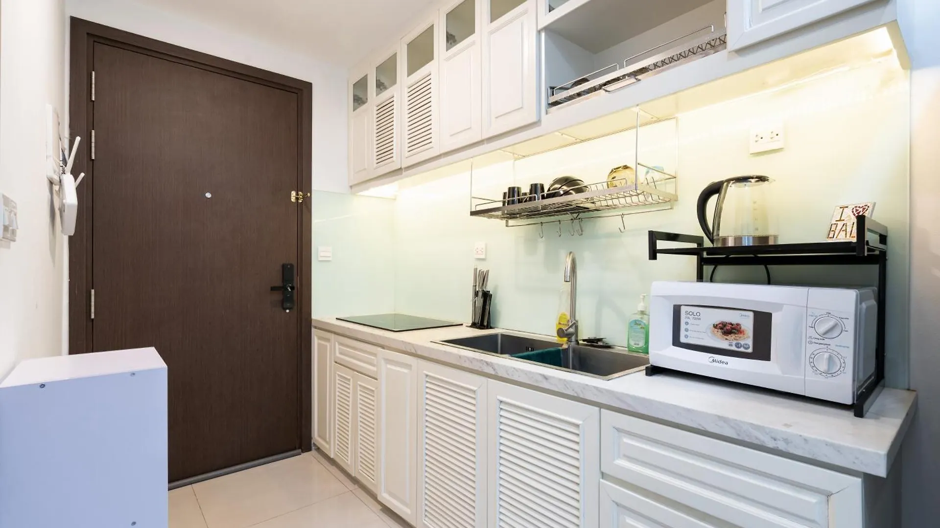Stay With Me Saigon Apartment - Rivergate Residence Хошимин