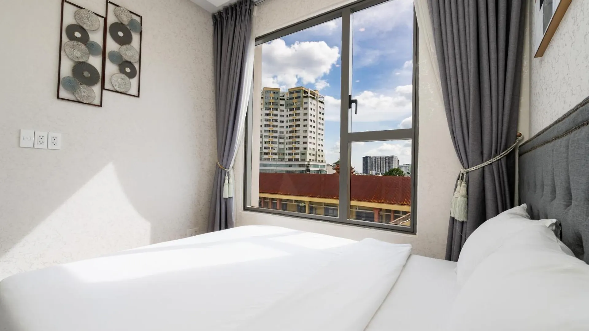 Stay With Me Saigon Apartment - Rivergate Residence Хошимин Вьетнам