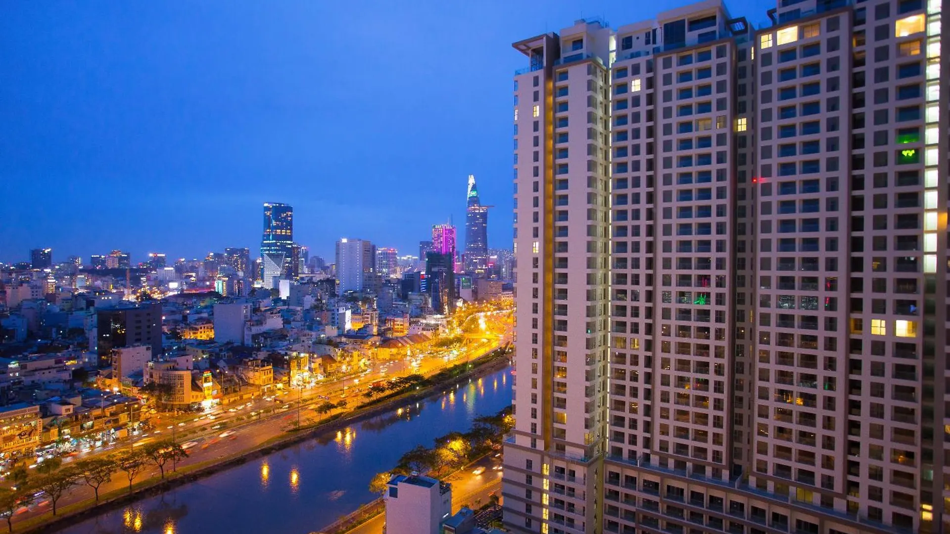 Stay With Me Saigon Apartment - Rivergate Residence Хошимин